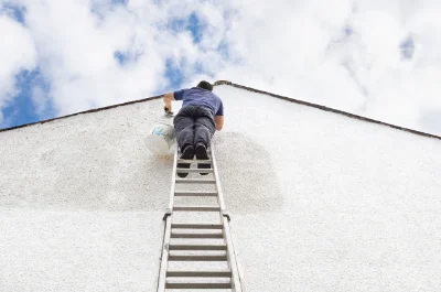 Peinture extérieure à Nistos — façades et ravalement